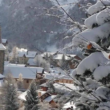 Chalet Coquelicot - Confort Montagnard Et Ambiance Chaleureuse Au Coeur De Saint Martin De Belleville Exterior photo